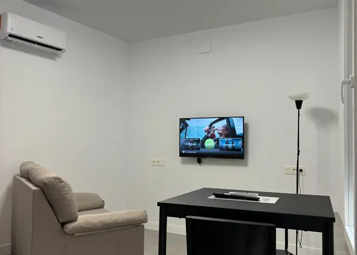 Apartamento 3 A 10 Min Caminando De La Estacion De Bus Y Tren Maria Zambrano